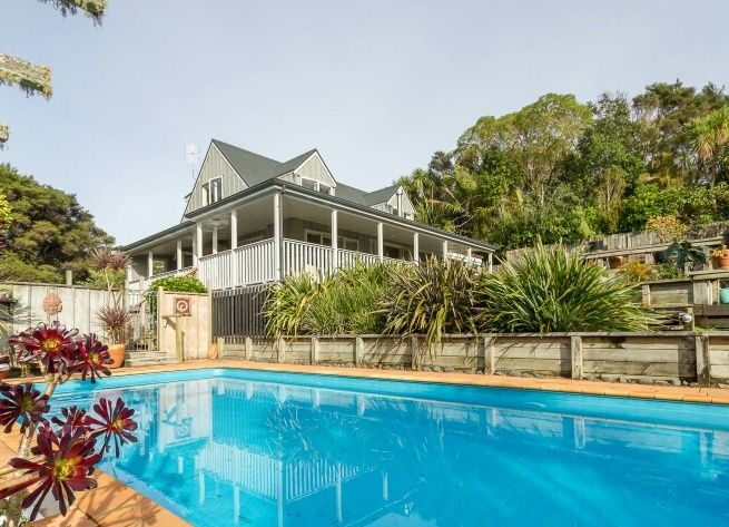  at 27 Ngarahana Avenue, Paremoremo, Auckland