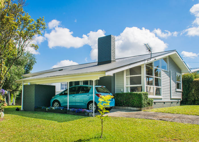  at 9 Saffron Street, Birkdale, Auckland