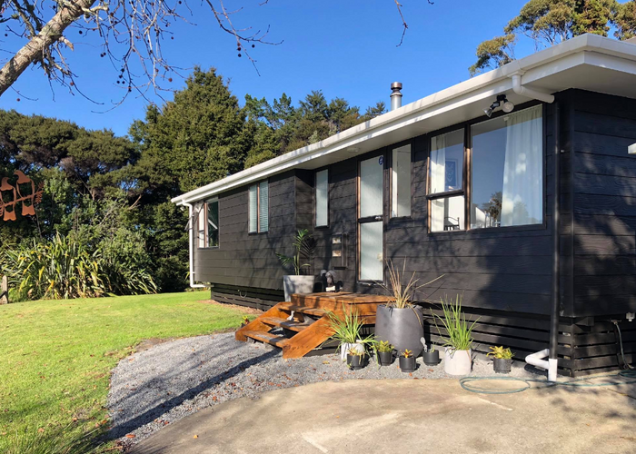  at 11 Lorena Place, West Harbour, Auckland