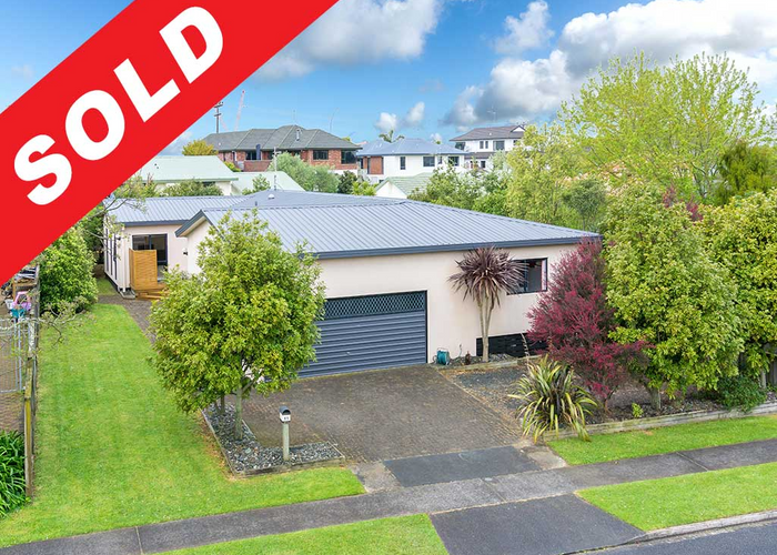  at 11 Moreland Avenue, Pukete, Hamilton
