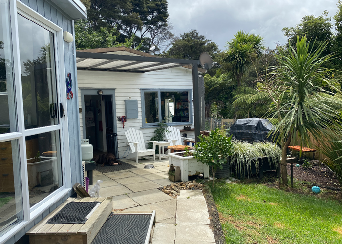  at 621 Huia Road, Parau, Auckland