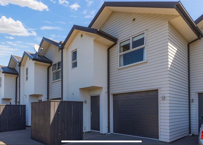 at 2/39 Gallaghan Close, Wigram, Christchurch