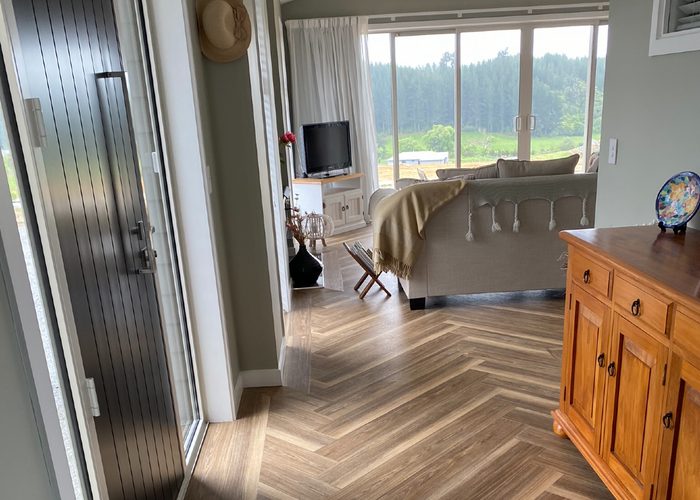  at 33 Martin Conway Road, Redwood Valley, Richmond