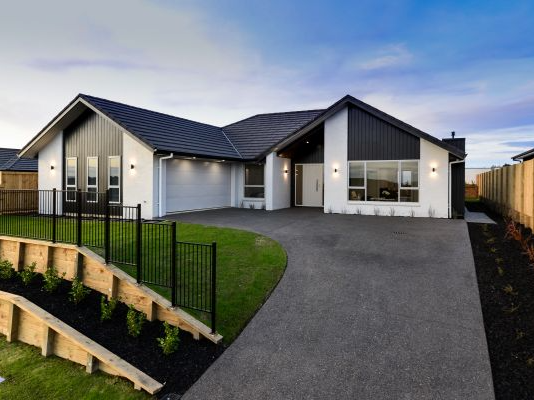  at 5 Kapua Crescent, Rototuna North, Hamilton