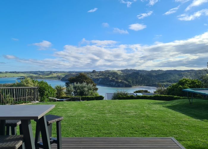  at 184 Wade River Road, Wade Heads, Whangaparaoa