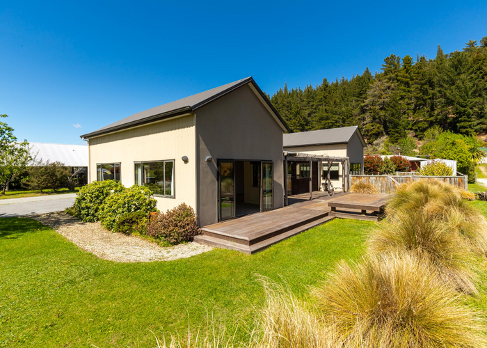  at 16 Kingan Road, Cromwell