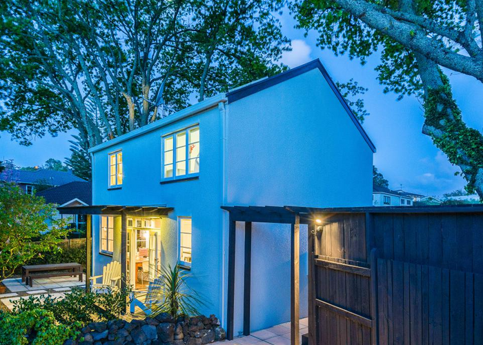  at 3/9 Savage Street, Westmere, Auckland