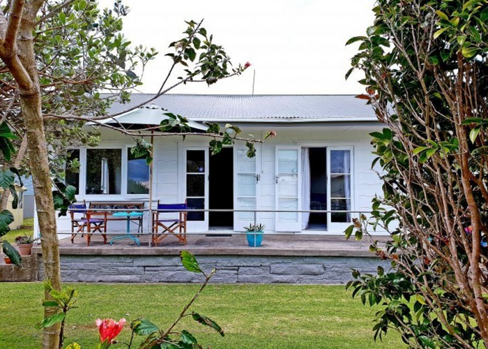  at 34 Seaview Avenue, Te Puru, Thames