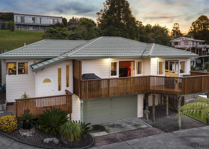  at 135B Glengarry Road, Glen Eden, Auckland