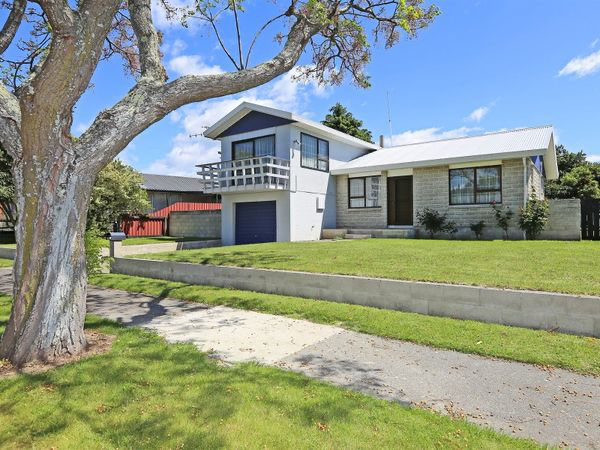  at 42 Spriggs Crescent, Greenmeadows, Napier