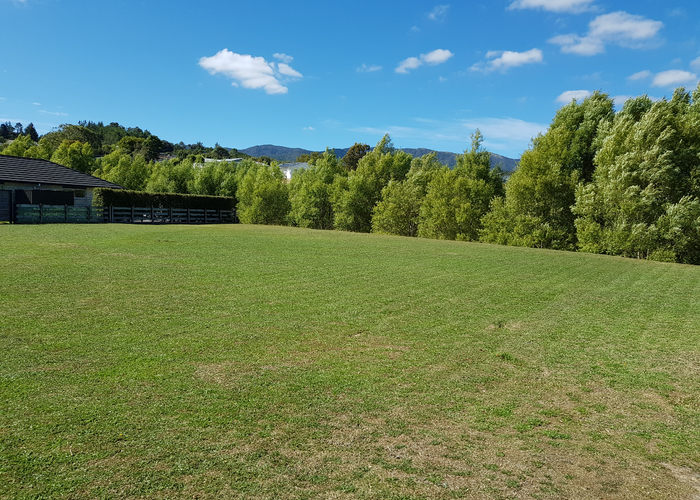  at 8 Jade Crescent, Timberlea, Upper Hutt