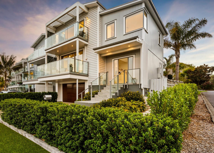  at 32 Provence Esplanade, Te Atatu Peninsula, Auckland