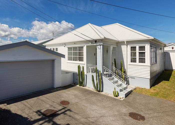  at 12 Santos Place, Onehunga, Auckland