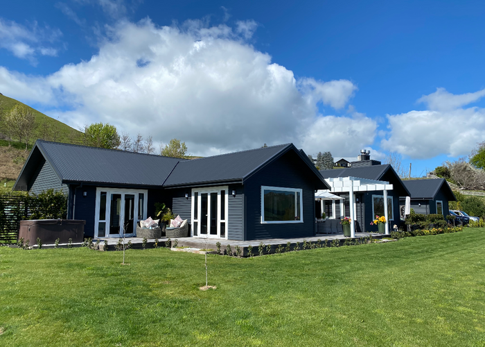  at 9 Matarua Rise, Waimārama