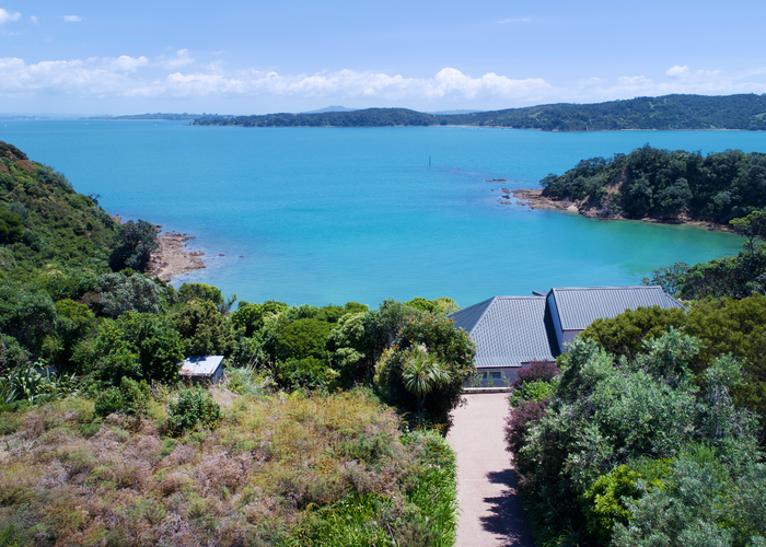  at 59 Kennedy Point Road, Surfdale, Waiheke Island
