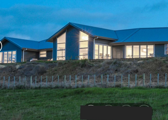  at 450 Monument Rd, Clevedon, Auckland