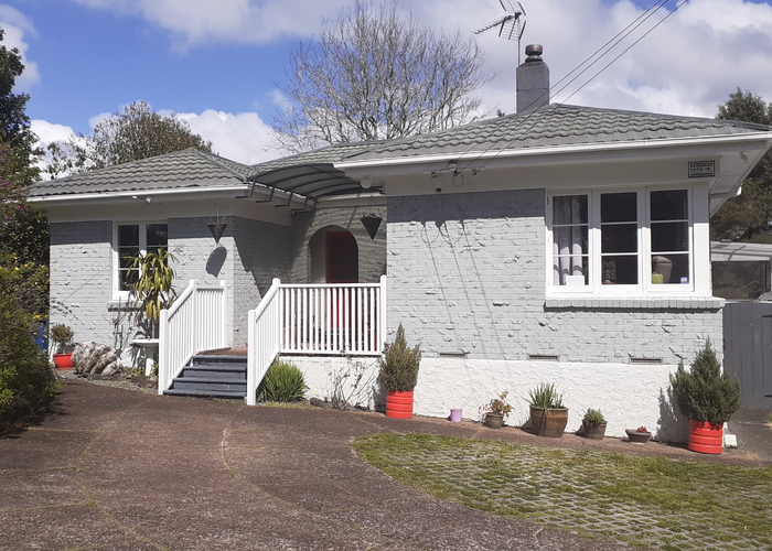  at 48 Red Hills Road, Massey, Auckland