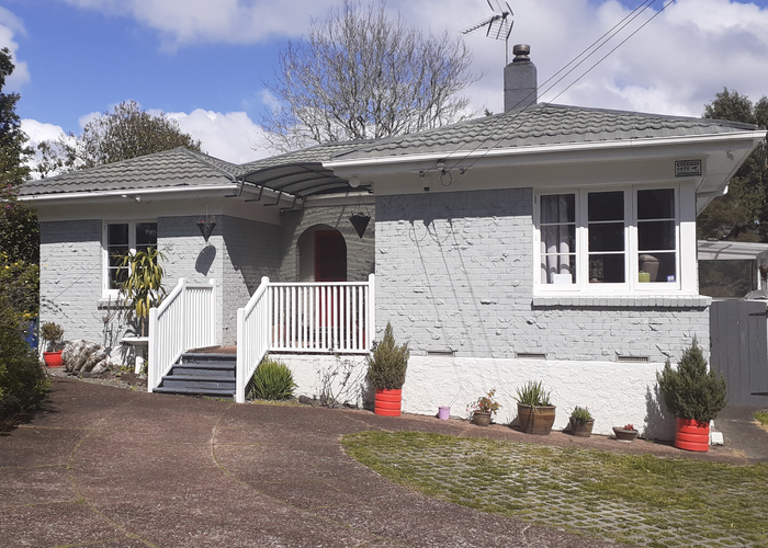  at 48 Red Hills Road, Massey, Auckland