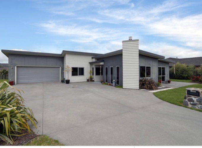  at 4 Carroll Place, Owhata, Rotorua