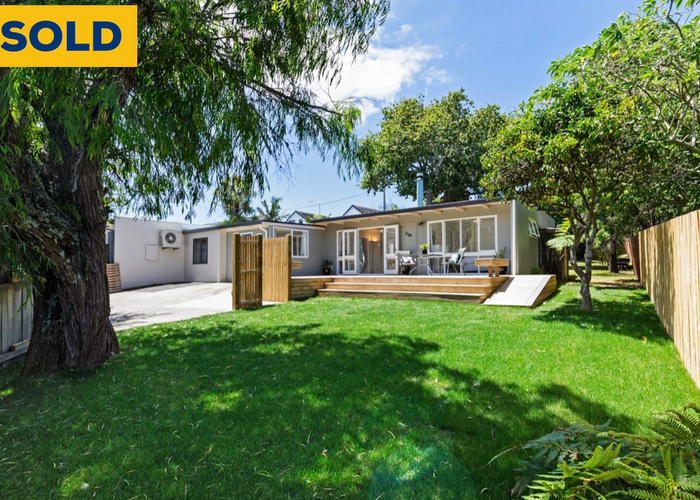  at 2/6A Manuka Road, Glenfield, Auckland