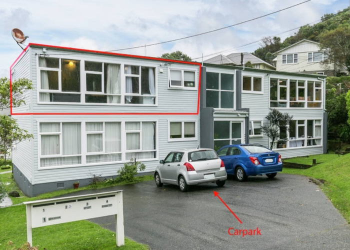  at 2/1 Canterbury Street, Karori, Wellington