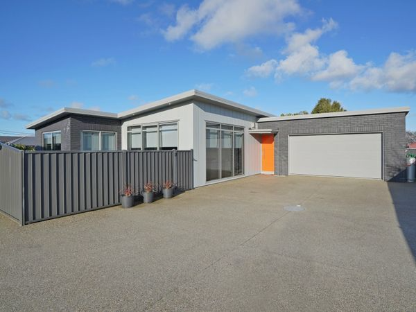  at 9 Elgin Street, Grasmere, Invercargill