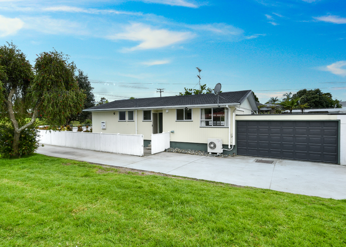  at 1/18 Matipo Road, Te Atatu Peninsula, Auckland
