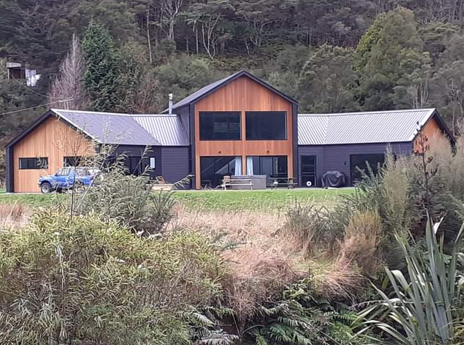 at 515 Moores Valley Road, Wainuiomata, Lower Hutt