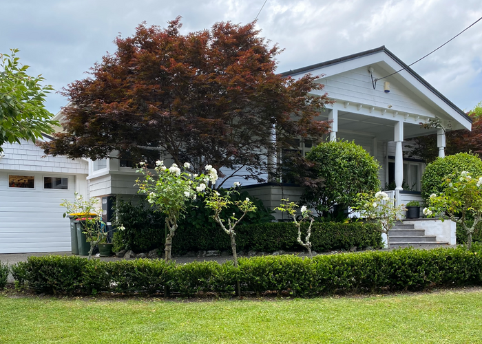  at 40 Norwood Road, Bayswater, Auckland