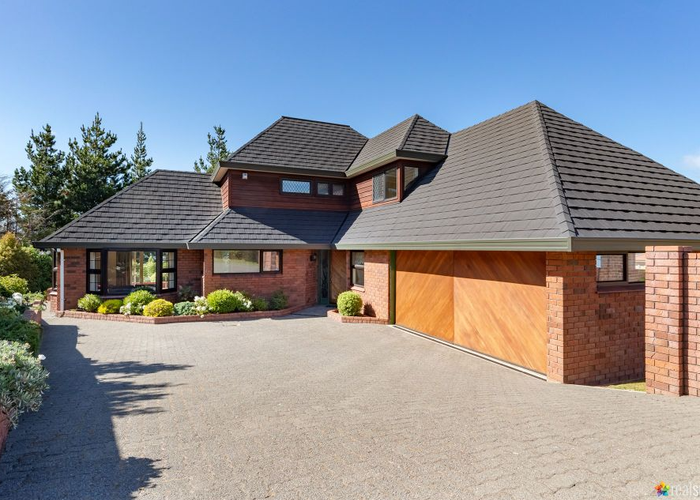  at 104 Viewmont Drive, Harbour View, Lower Hutt