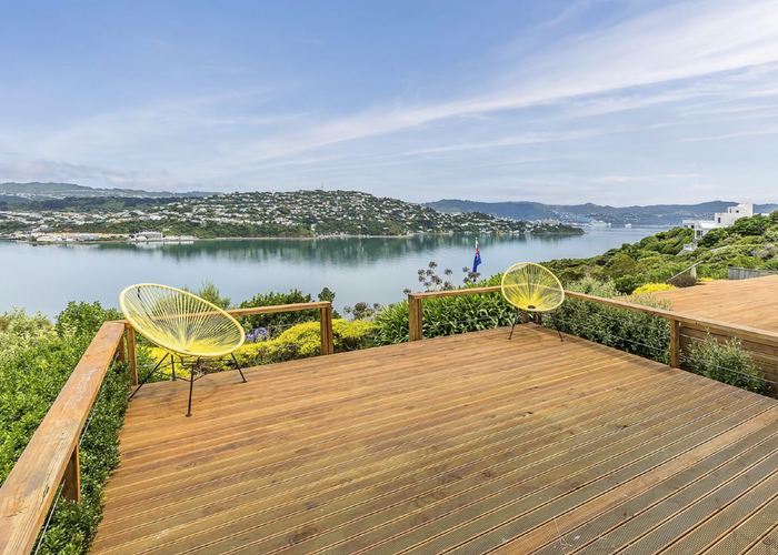  at 139 Akaroa Drive, Maupuia, Wellington