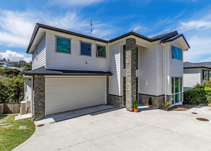  at 22 Para Close, Fairview Heights, Auckland