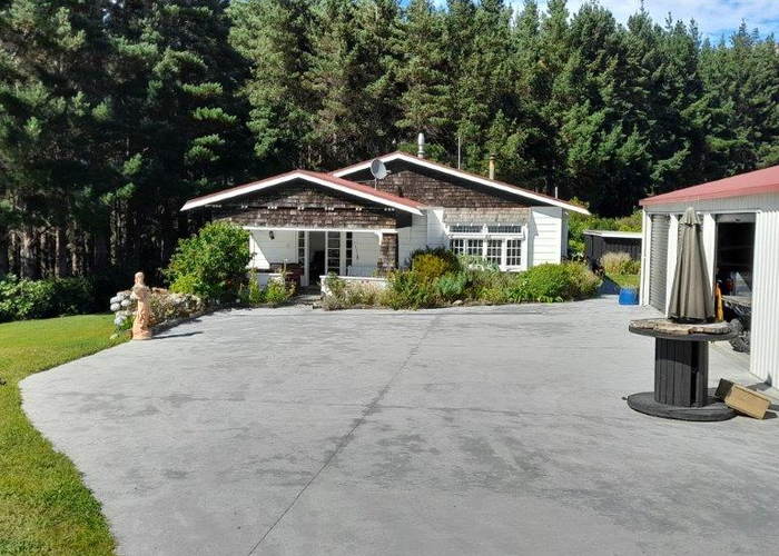  at 33 Karapoti Road, Craigs Flat, Upper Hutt