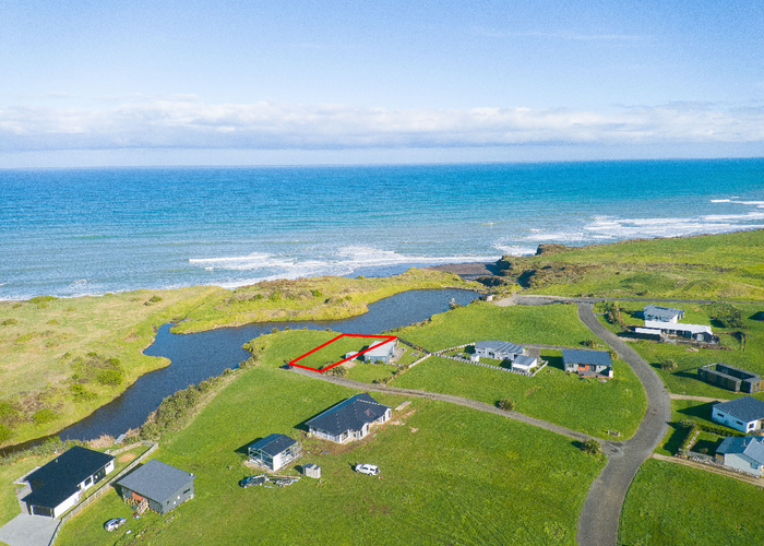 at 8 Ironsands, Waverley, Waverley