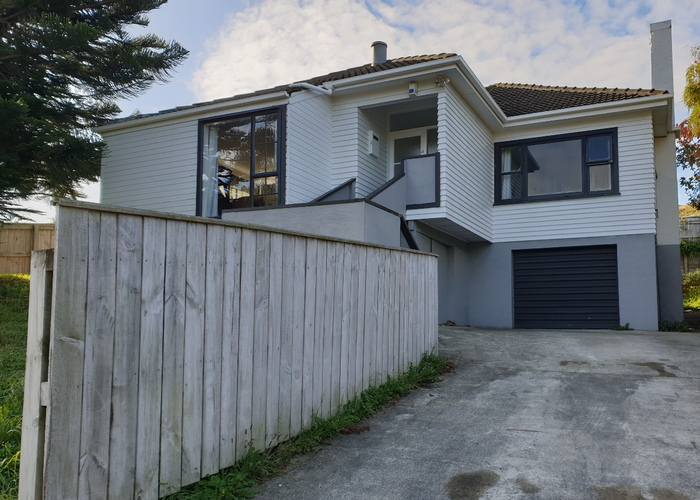  at 24 Tremewan Street, Tawa, Wellington