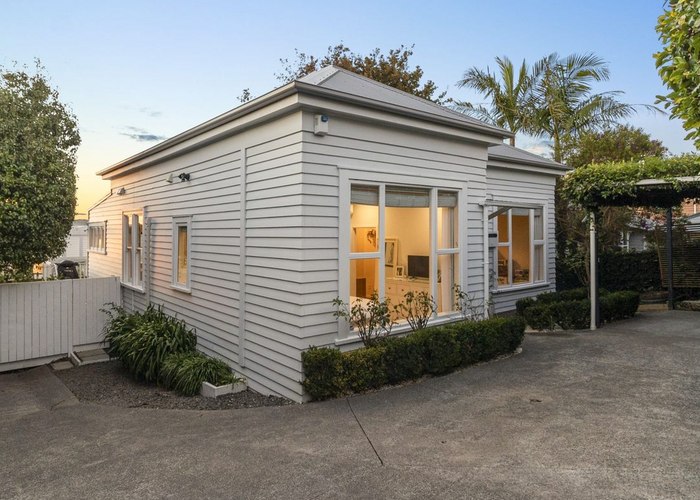  at 1757A Great North Road, Avondale, Auckland