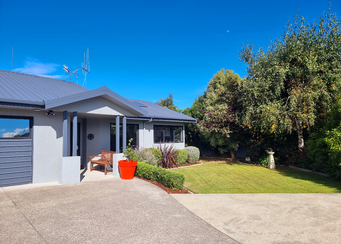  at 33 Strachan Way, Highbury, Palmerston North