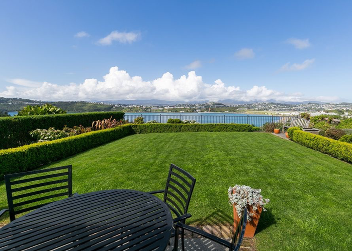  at 129 Overtoun Terrace, Hataitai, Wellington