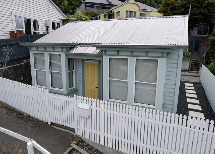 at 12 Canongate, Dunedin Central, Dunedin