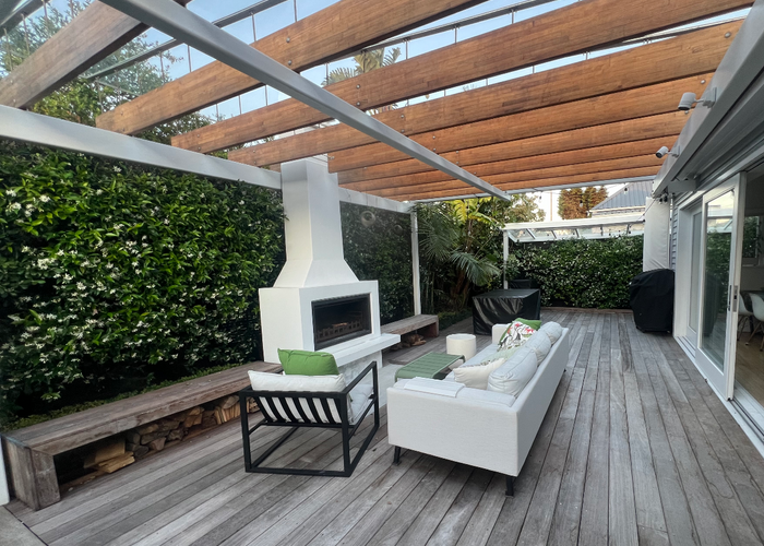  at 2/192 Queen Street, Northcote Point, Auckland