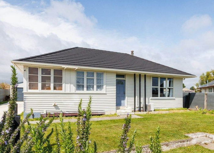  at 16 Avon Terrace, Roslyn, Palmerston North