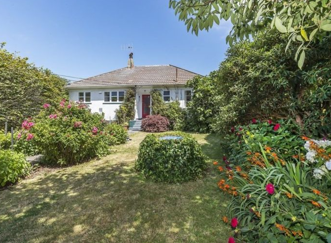  at 15 Sunshine Avenue, Karori, Wellington