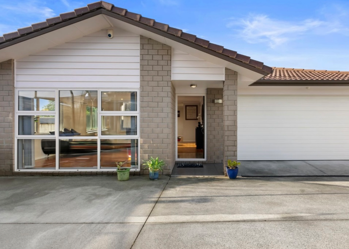  at 62A Lincoln Park Avenue, Massey, Auckland