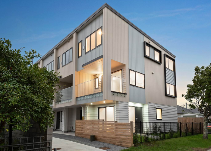  at 1/11 Hereford Street, Te Atatu Peninsula, Auckland