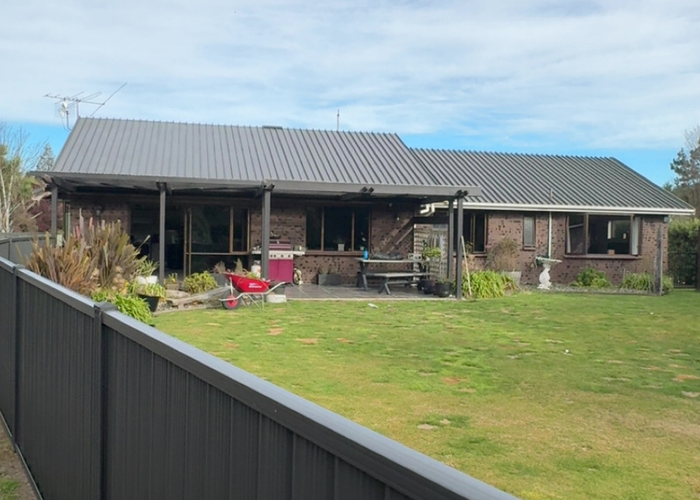 at 211 Dunns Road, Otatara