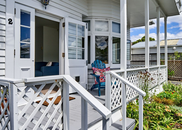  at 2/14 OROUA ST, RONA BAY, EASTBOURNE