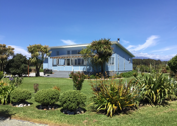 at 33 Elley Drive, Carters Beach, Westport