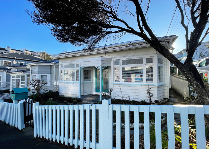  at 95 Roxburgh Street, Mount Victoria, Wellington