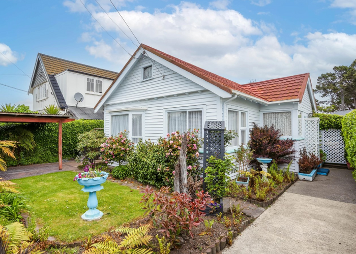  at 152 Shaw Avenue, New Brighton, Christchurch
