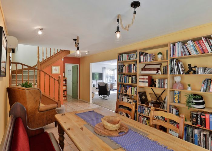  at 9 Valley Road, Titirangi, Auckland